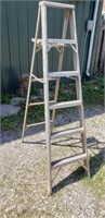 6' aluminum Step Ladder - light weight