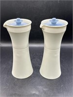 Tupperware Oil Vinegar Pour Spout White Blue