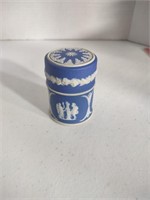 Wedgwood trinket box, 2.25" tall