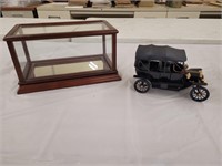 1/18 Franklin Mint 1913 Ford Model T with Glass Ca