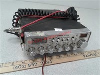Uniden PC76XL CB radio