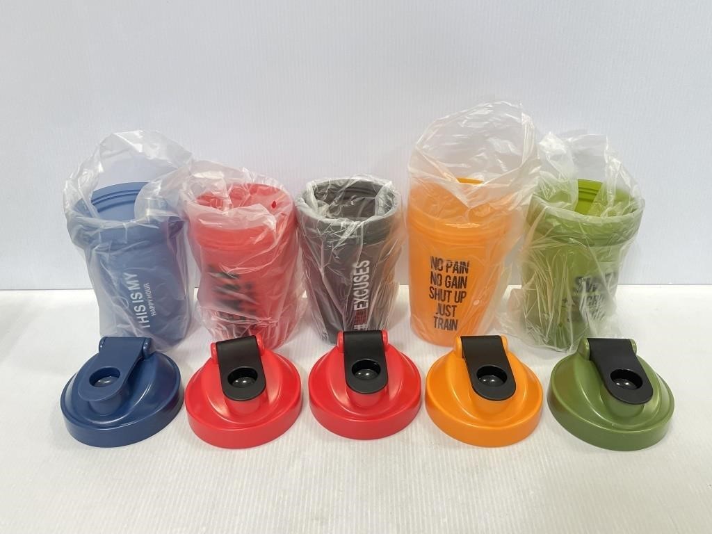 5 Jeela Sports shaker ball cups with lids