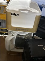 WESTBEND COFFEE MAKER RETAIL $50