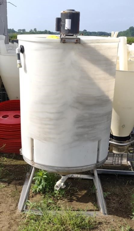 (A) 100 Gallon Milk Replacment Mixer