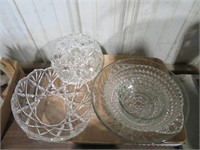 glass bowls and candy dish