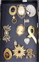 (13) Vintage Style Pins & Pendants