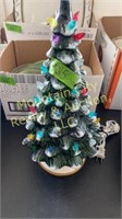 Lighted ceramic Christmas tree-working