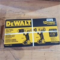 Unused 12v Dewalt Drill and Driver Set