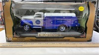 HALL OF FAME COLLECTION 1951 FORD FUEL TANKER
