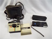Polaroid One Step Land Camera w/Case & Instruction