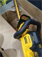 DeWalt 20v Max Lithium-Ion Hedge Trimmer