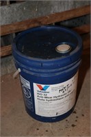 Pail of hyd. oil - never opened   - 19 litres