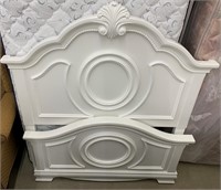 Modern White Painted Single Bed (W/ Rails)