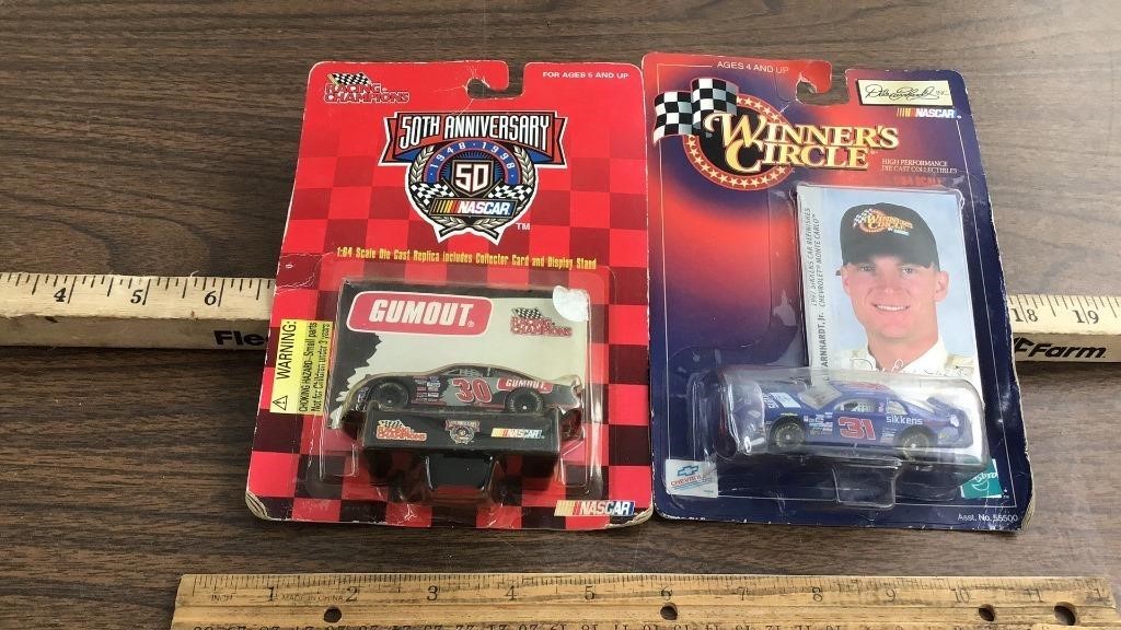 2-1998 nascar 1:64 die cast cars