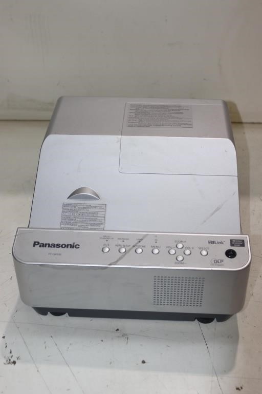 PANASONIC PT-CW230 LCD PROJECTOR