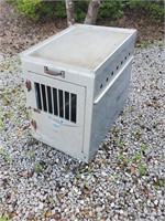 Aluminum traveling kennel transport crate