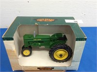 SpecCast JD 1949-1952 MT Tractor, NF, 1/16