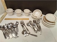 Brand+Ware Stainless Tea Spooons, Soup Spoons &