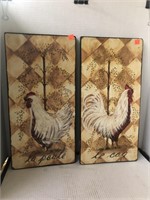 2 ct. of Chicken/Rooster Decor Pieces