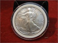 1991-1 ounce silver .999 eagle round.