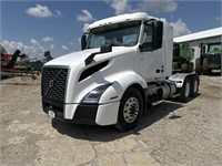 2019 Volvo Semi Tractor