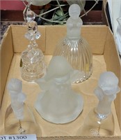 5 FIGURE GLASS/CRYSTAL BELLS