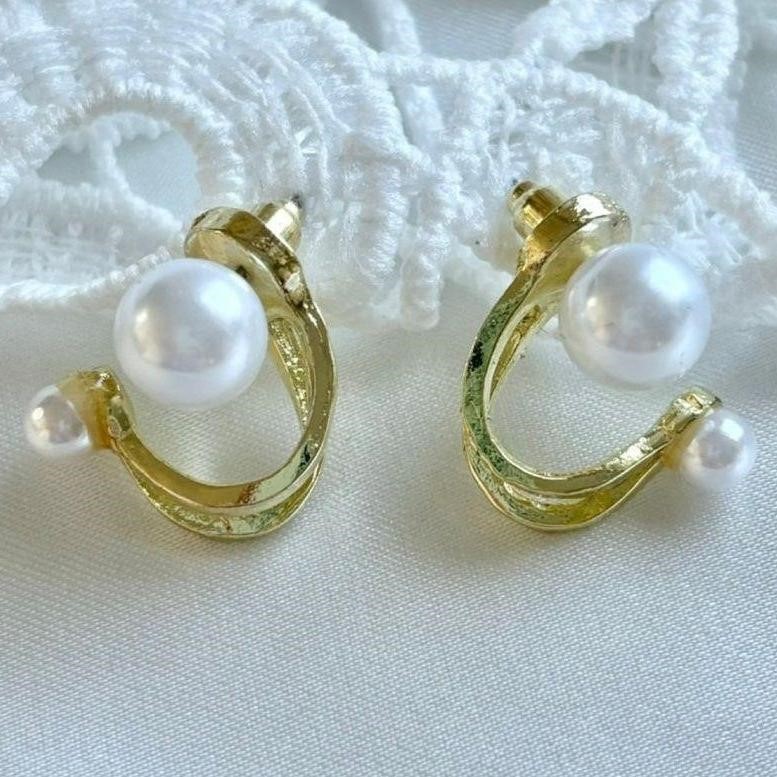 Pearl Earrings for Pierced Ears