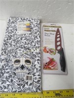 New, 2-pk Fiesta Kitchen Towels and paring knife