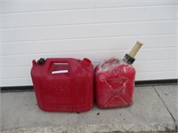 2 GAS CANS