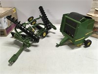 1/16 Scale John Deere Disc and Round Baler
