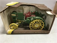 Ertl 1/16 Scale John Deere Waterloo Boy With Box