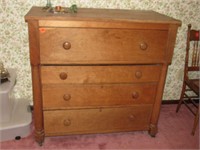 Chest of drawers