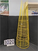 12-42" Yellow Painted Tomato Cages