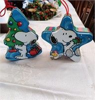 Vintage lot of 2 whitmans Snoopy tins
