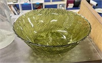 VINTAGE GREEN PRESSED GLASS BOWL