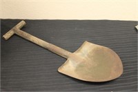 U.S. Army T-Handle Military Entrenching Tool