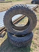 (2) Kanati Mud Hog Tires