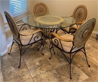 T - GLASS-TOP TABLE W/ 4 CHAIRS (K25)
