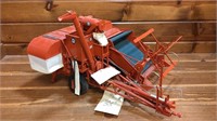 Franklin Mint AC Type 60A All-Crop Harvester 1/12