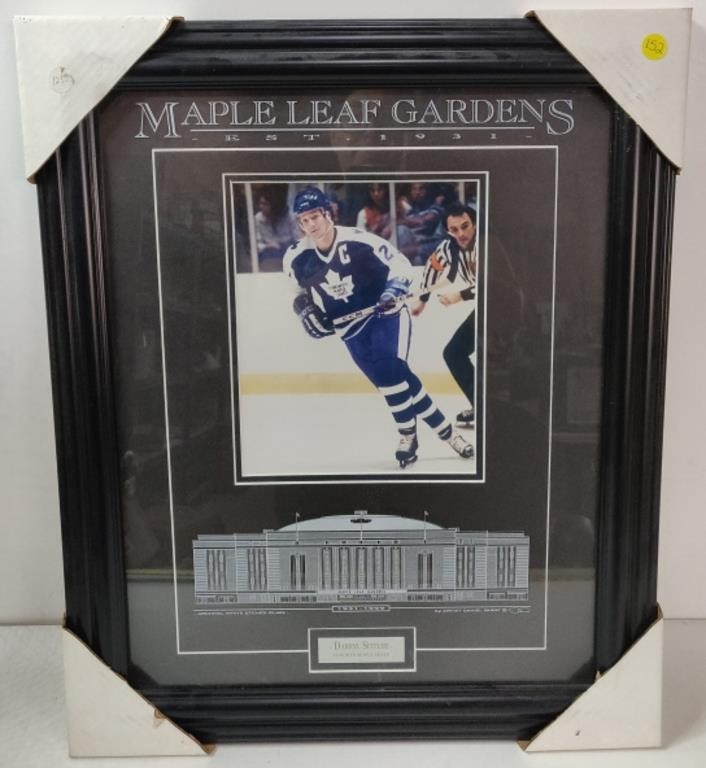Maple Leaf Gardens Darryl Sittler Framed Photo