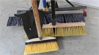 Push Brooms, Spear Head Spade