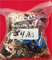 BAG OF ASSORTED ESTATE JEWELRY LOT #I (4.0LBS)