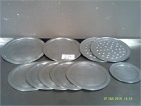 Mixed Lot of Pizza Pans