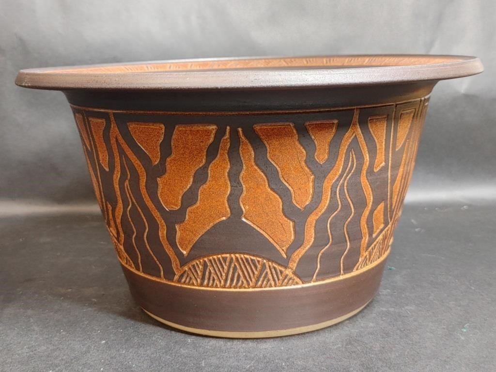Hand Crafted Artist Signed Pottery Bowl