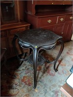 vintage side table 23x23x30