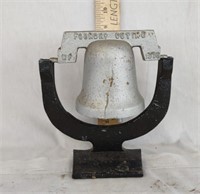 White Farm 1976 Foundry Outing Cast Iron Bell