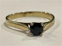 14kt Gold blue Sapphire Ring Size 7 1/2 - 7 3/4