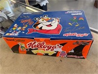 VINTAGE TEAM CALIBER 1/24 TERRY LABONTE KELLOGGS