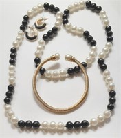 BEAD NECKLACE WITH BRACELET & EARRINGS