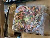 Pallet of miscellaneous items ( Wreath, Hotpot,